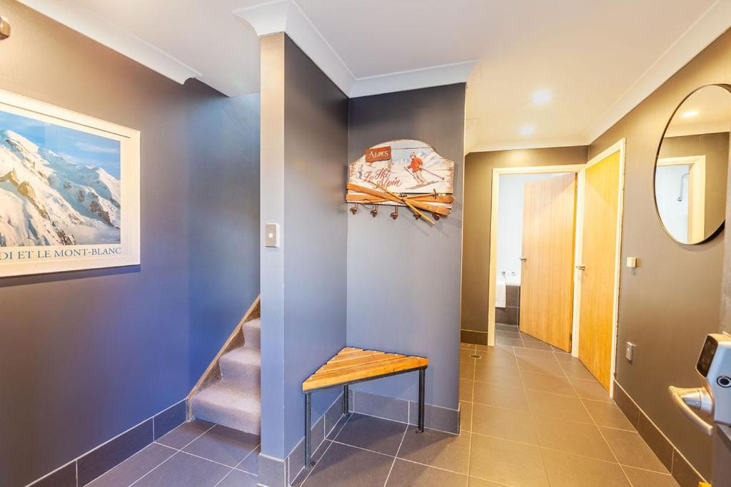 Fotografie z fotogalerie ubytování Snowcreek 2 Alpine Chalet, Private Garage v destinaci Thredbo