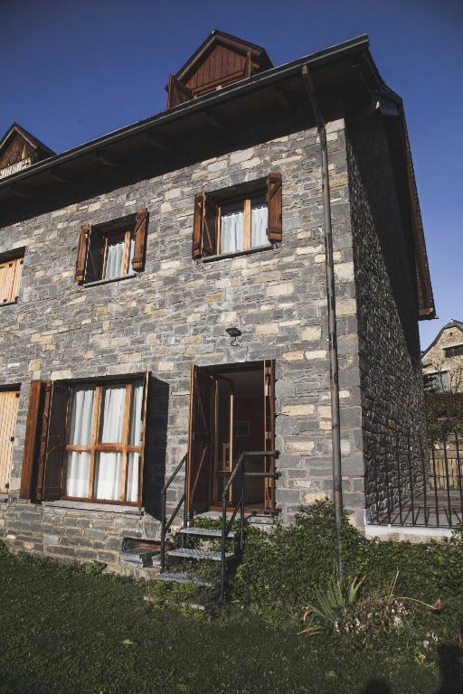 The building in which the holiday home is located