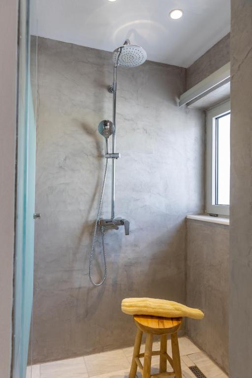 Koupelna v ubytování Olympa Suites