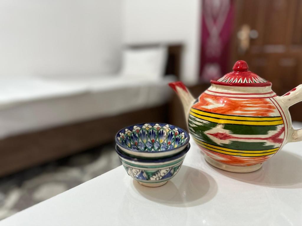 KAMRONBEK GuEST HOUSE - Dwin Room