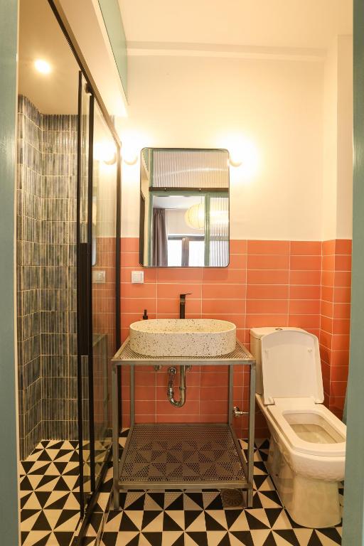 Koupelna v ubytování Dogpound Hotel