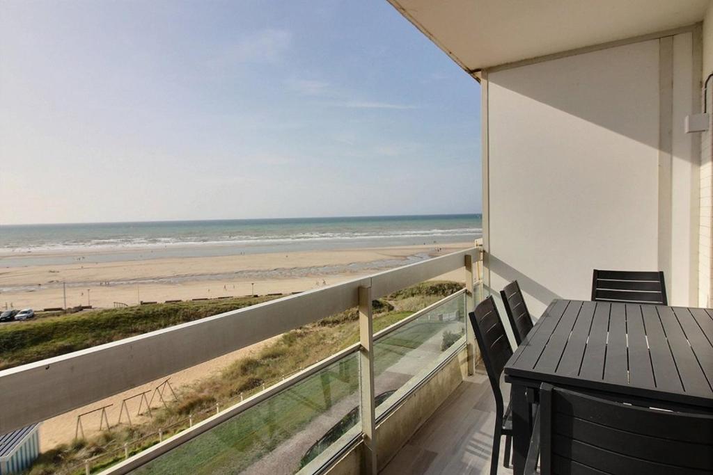 Photo de la galerie de l'établissement Annonce professionnelle, Studio avec très belle vue mer, 3ème étage, pour 4 personnes max, à Hardelot-Plage