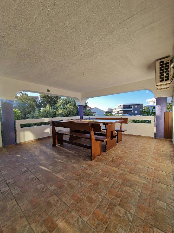 Balkon lub taras w obiekcie Pool Apartments Knežević Novalja