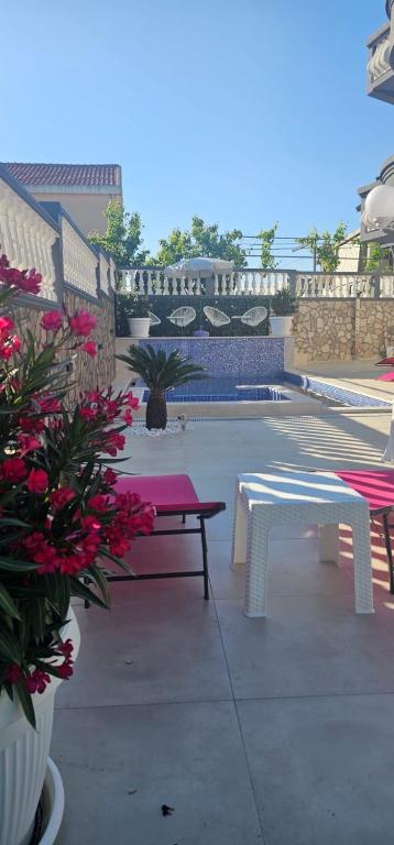 Balkón nebo terasa v ubytování Aphrodite Apartment