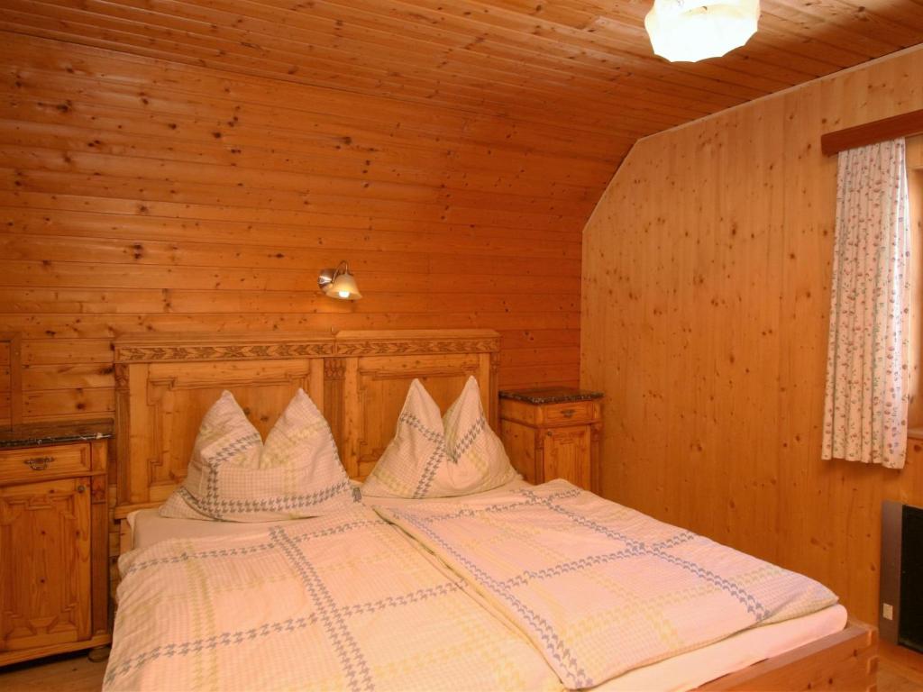 Postel nebo postele na pokoji v ubytování Chalet Kopphütte by Interhome