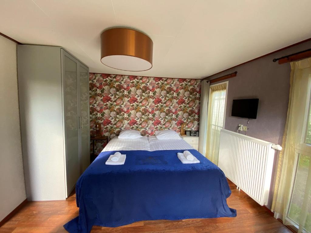 Recreatiepark Wiringherlant - Hotelchalet (2 Adultes)