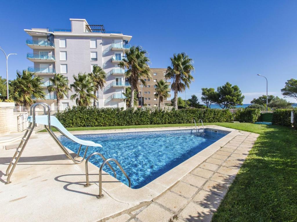 Bazén v ubytování Apartment Gala II by Interhome nebo v jeho okolí
