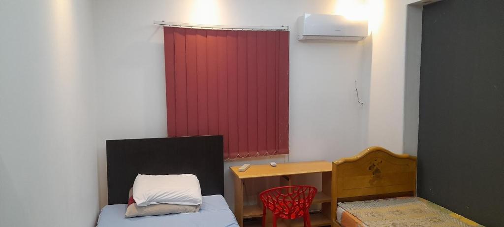 Fotografie z fotogalerie ubytování Rooms, shared apartment with a separate private entrance in Nasr City,Cairo,Egypt near the new Malaysian students building, the Abana, Al-Fajr Institute for teaching languages 15 min from Cairo International Airport, 25 min downtown and 40 min to pyramids v Káhiře