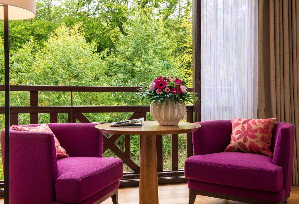 Posezení v ubytování Hôtel Ermitage