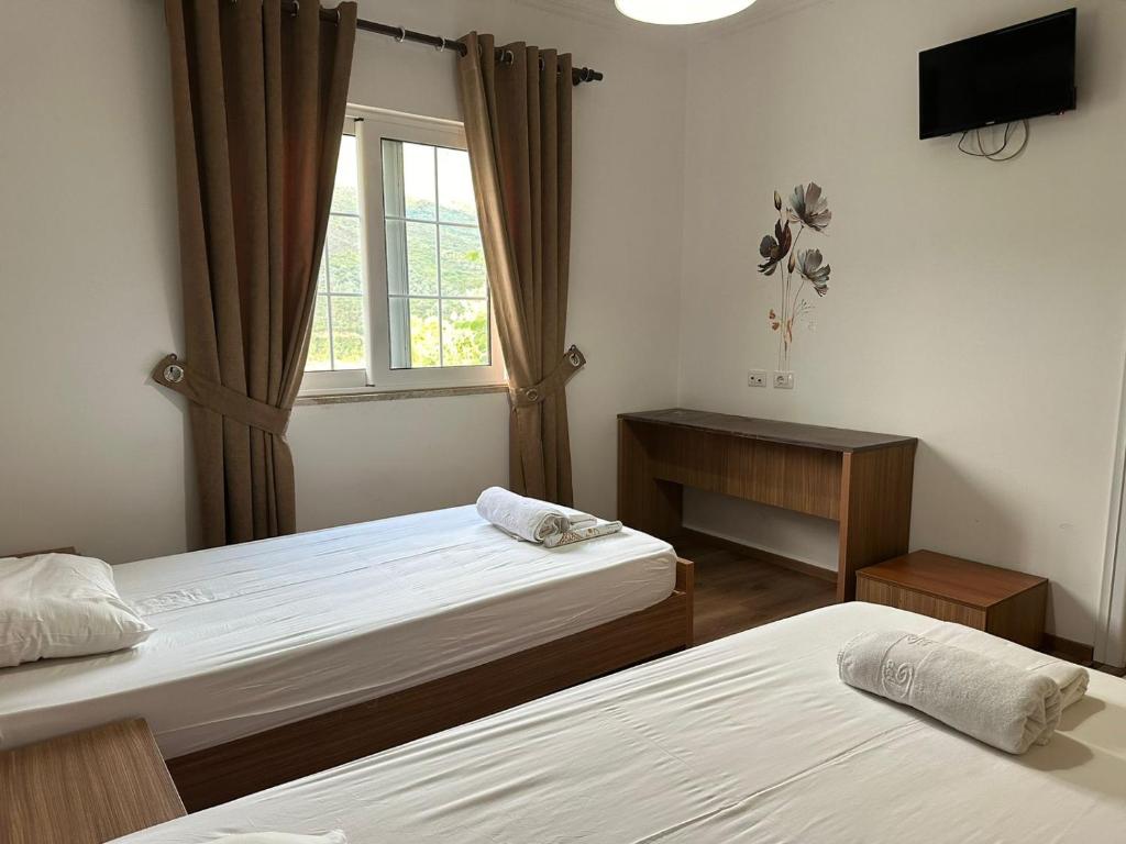 Hotel Tepelena - Quarto Duplo