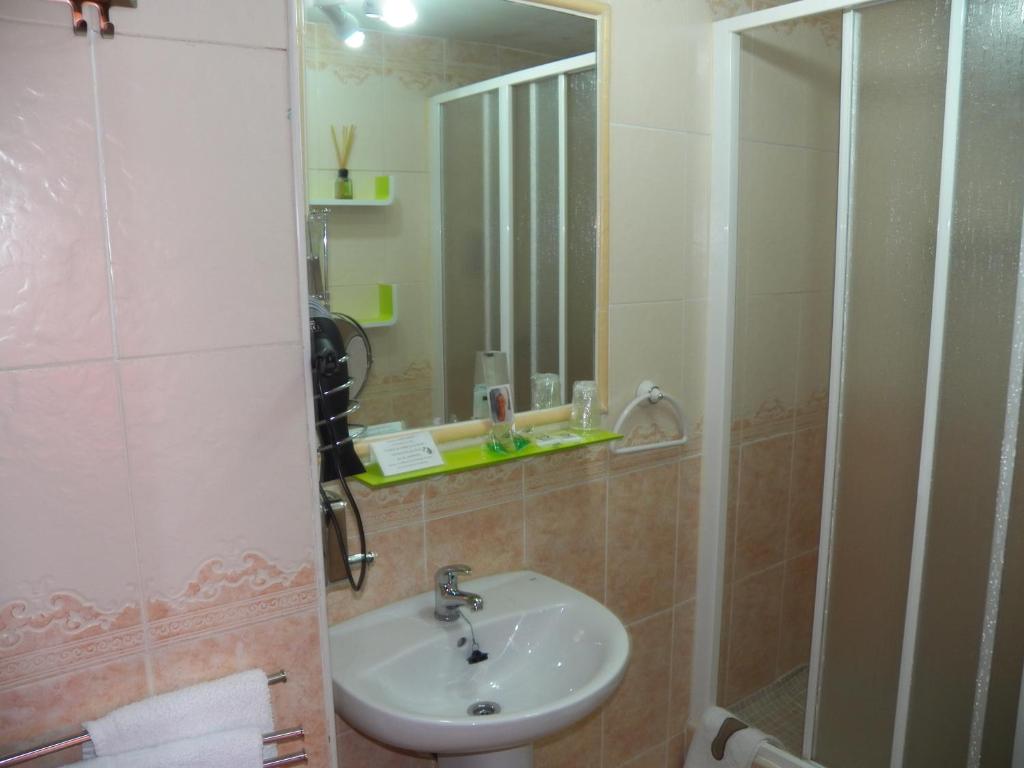 Pensión El Otero - Habitación Doble Superior Con Terraza