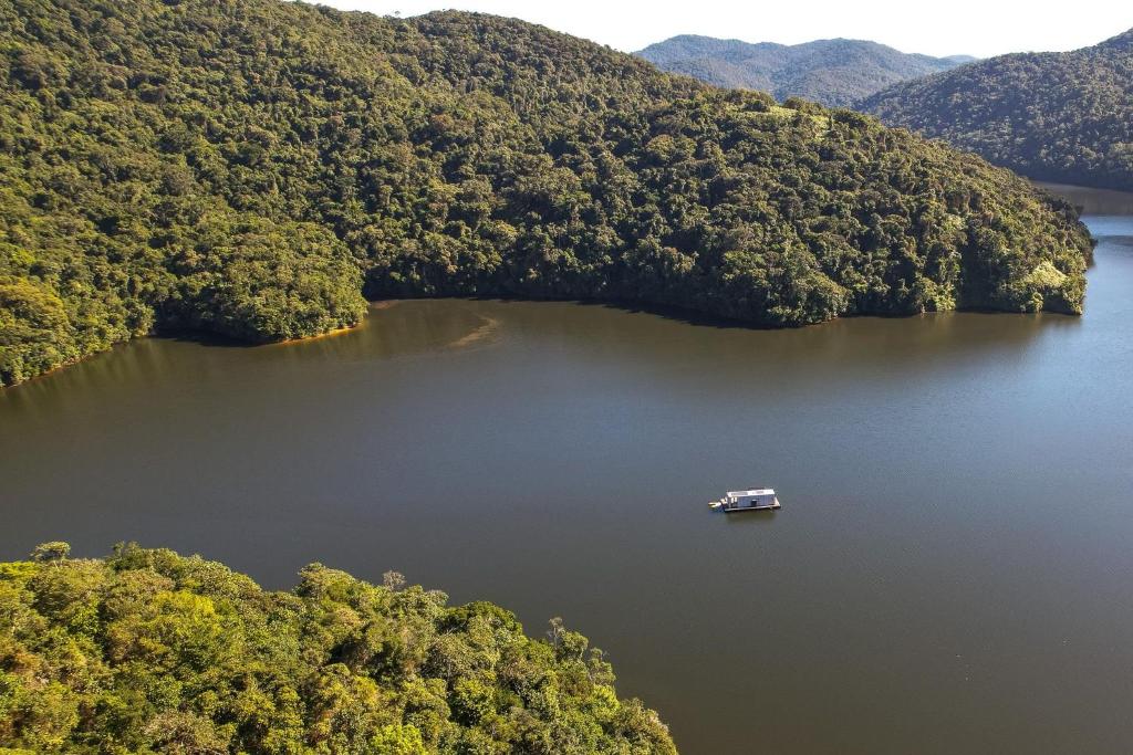 Altar Flutuante #2 – Legado das Águas - Housity