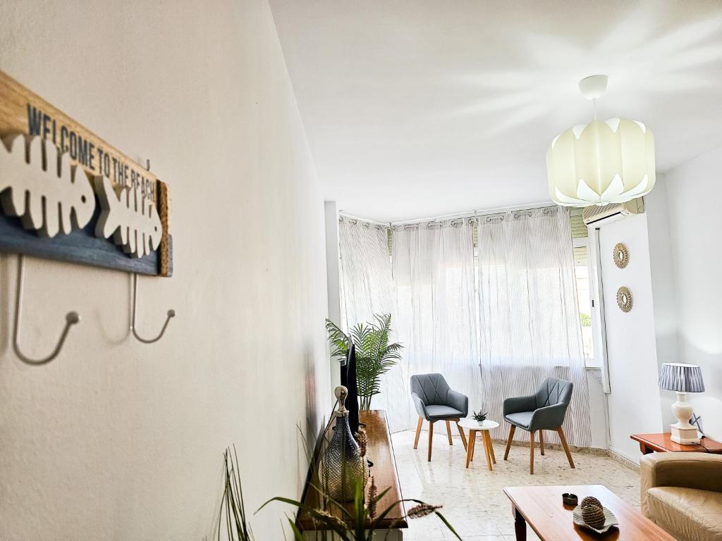 Część wypoczynkowa w obiekcie Doñana Playa a 50 metros de la playa by Sanlúcar Housing