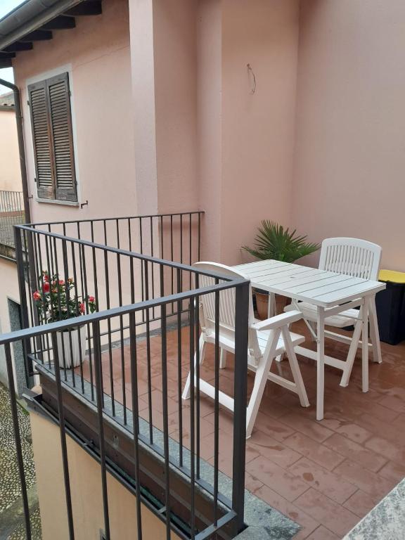 Balkón nebo terasa v ubytování Apparthotel Oleggio