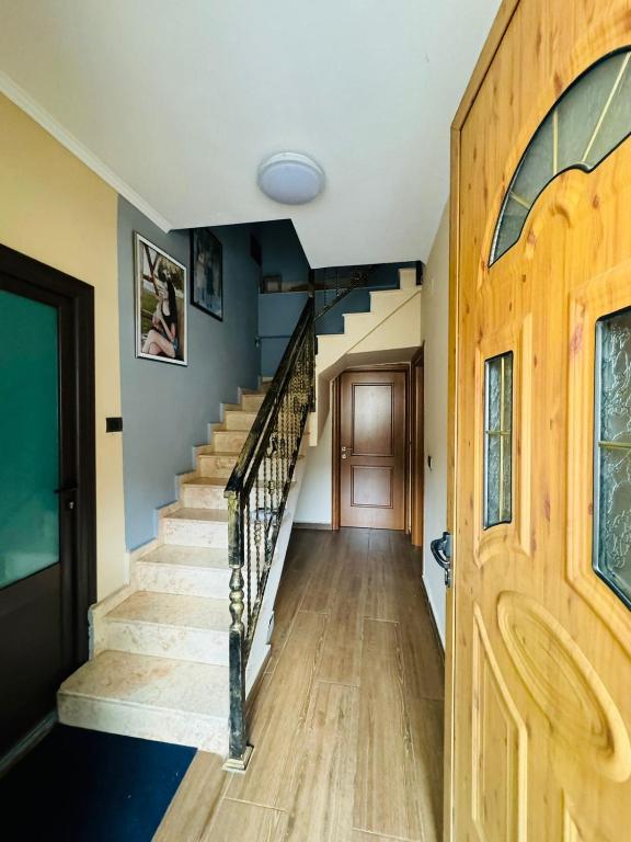 Fotografie z fotogalerie ubytování Kida's Guest House v destinaci Librazhet