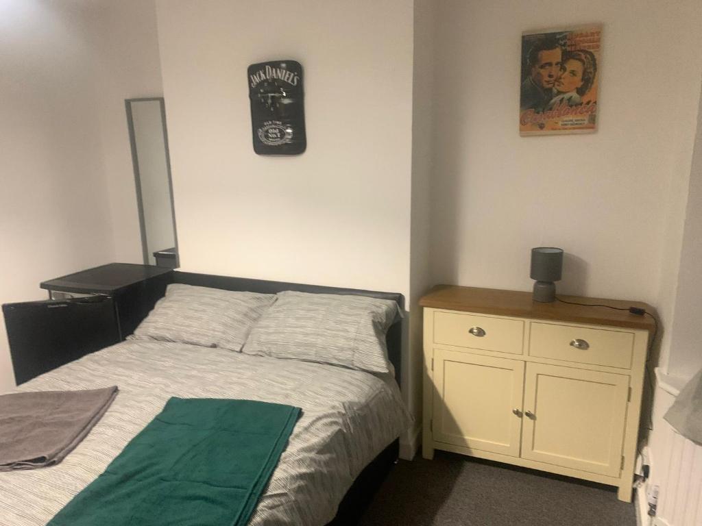 Postel nebo postele na pokoji v ubytování 330 Leagrave