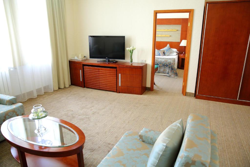 Park Hotel Bishkek - Superior Suite