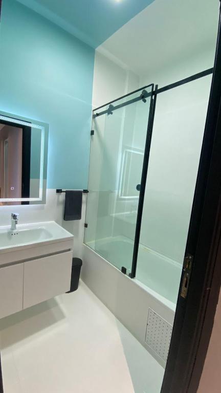 Koupelna v ubytování RABAT Residence - OCEAN STAY