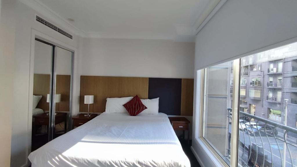 South Yarra Central Apartment Hotel photo
