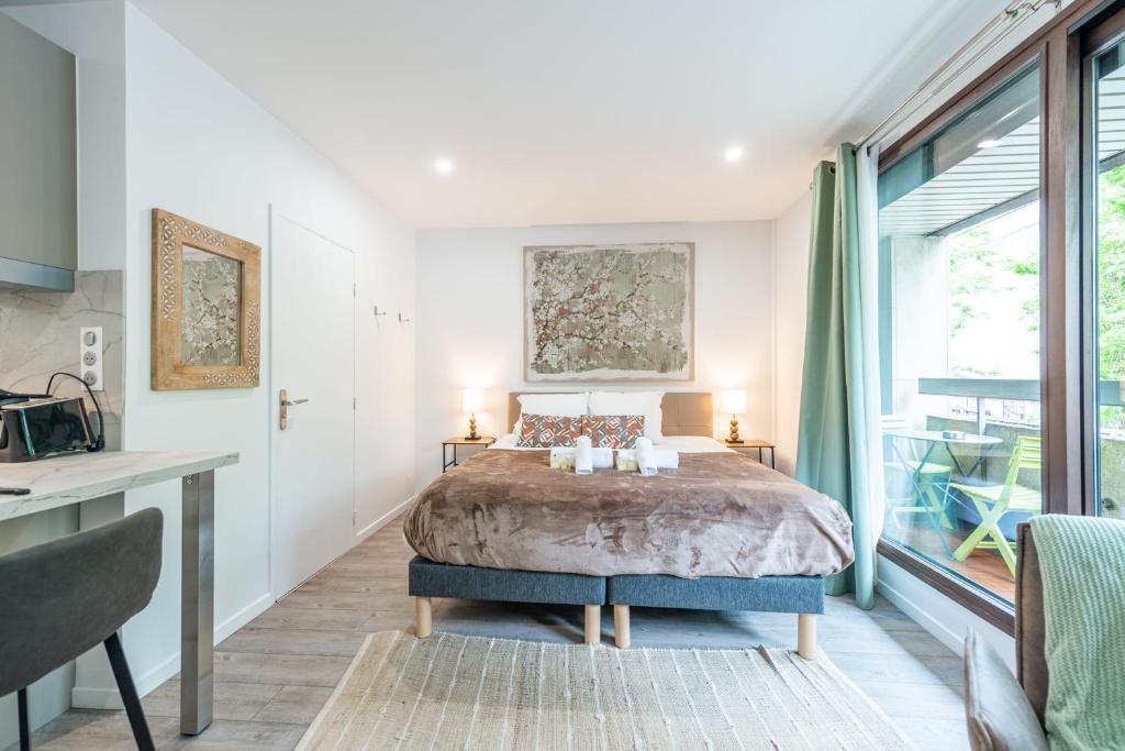 Le Bonlieu 3 - Joli studio avec balcon en plein coeur de la ville