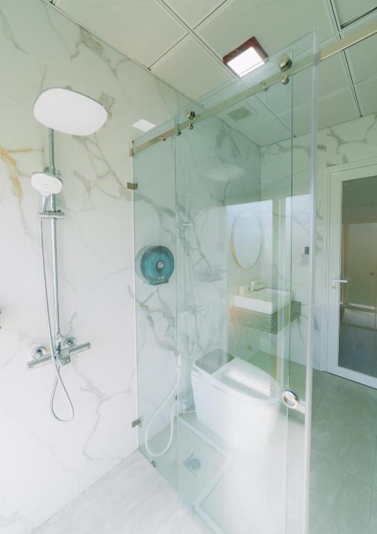 Quy Tai Premium Hotel - 9