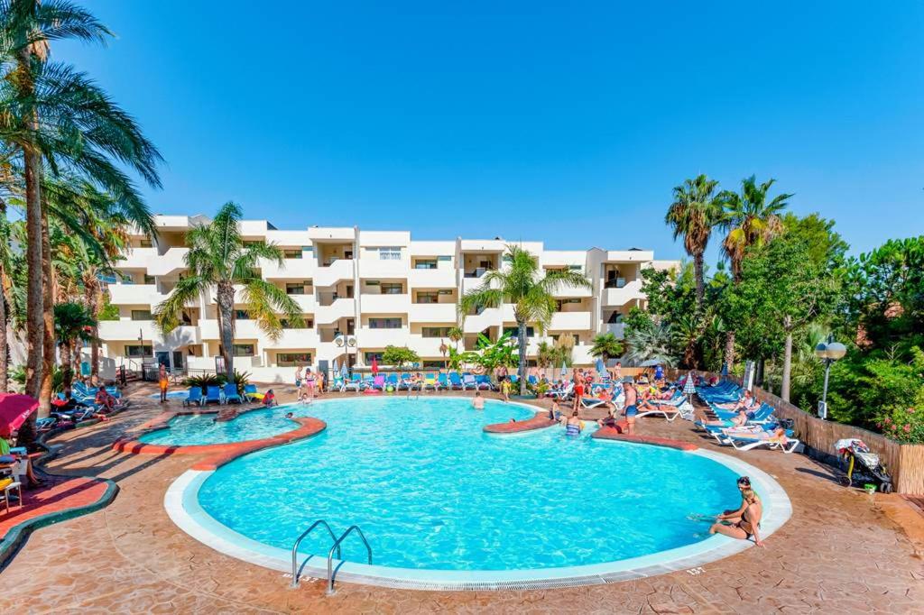 Costa Apartment