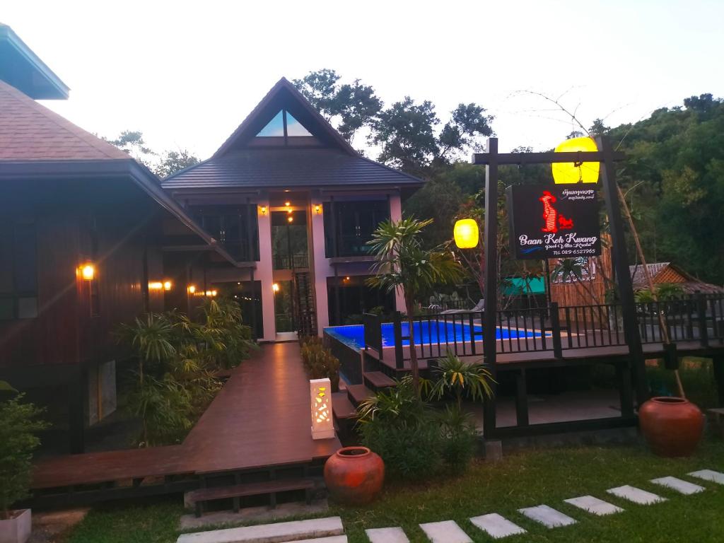 Zahrada ubytování Baan Koh Kwang Pool Villa Krabi