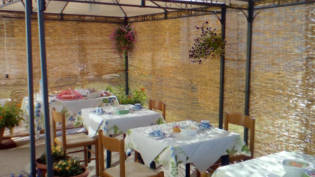 Restaurace v ubytování B&B Le Vele Teulada