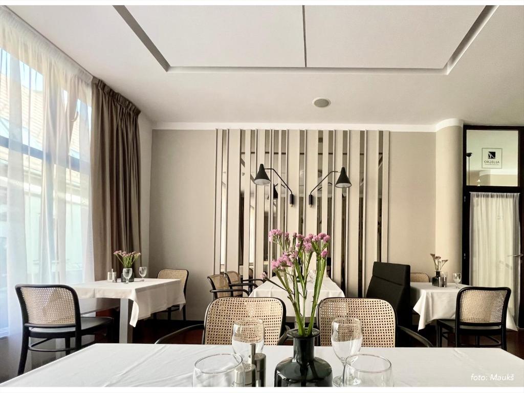 Boutique Hotel Bristol - Resim 10