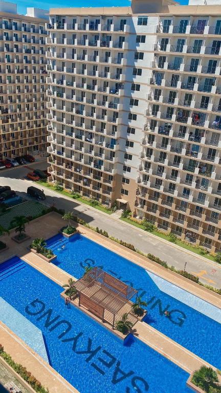 Bazén v ubytování Green Maple Haven - Saekyung Village 1 Phase 3, Marigondon Lapulapu City nebo v jeho okolí