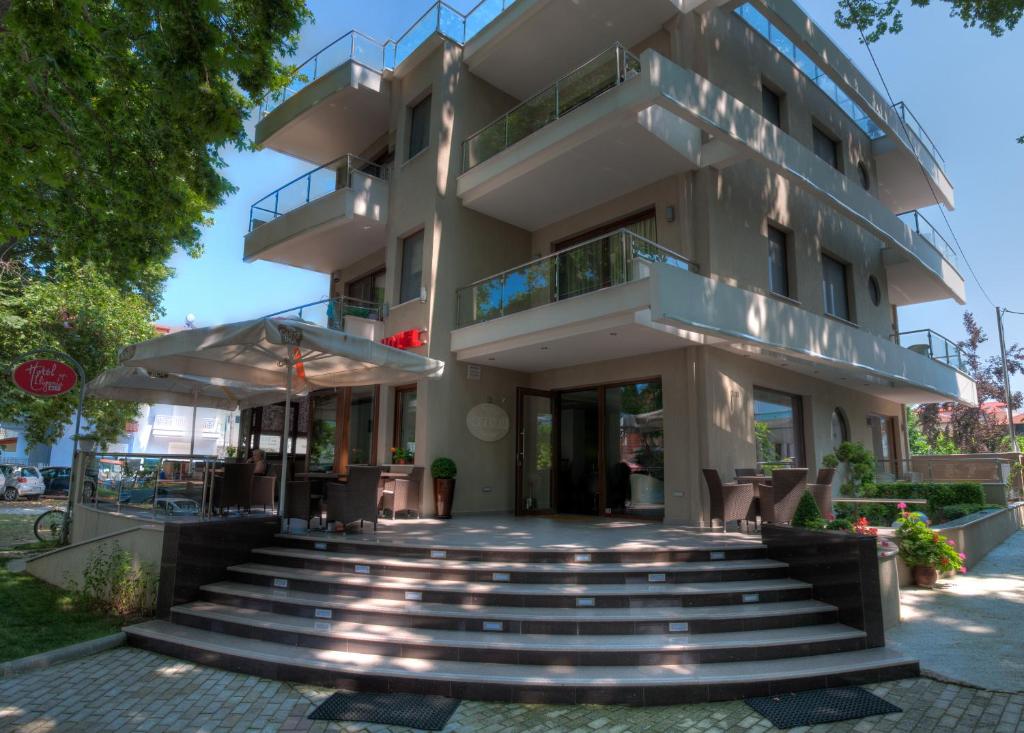Budova, kde se hotel nachází
