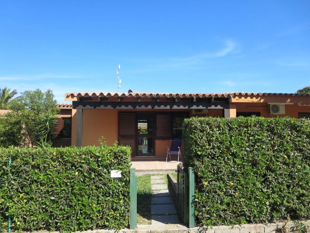 The building in which the holiday home is located