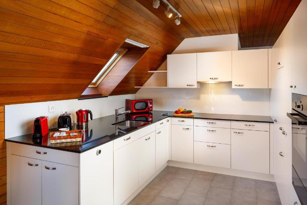 Kuchyň nebo kuchyňský kout v ubytování Residence zum Löwen