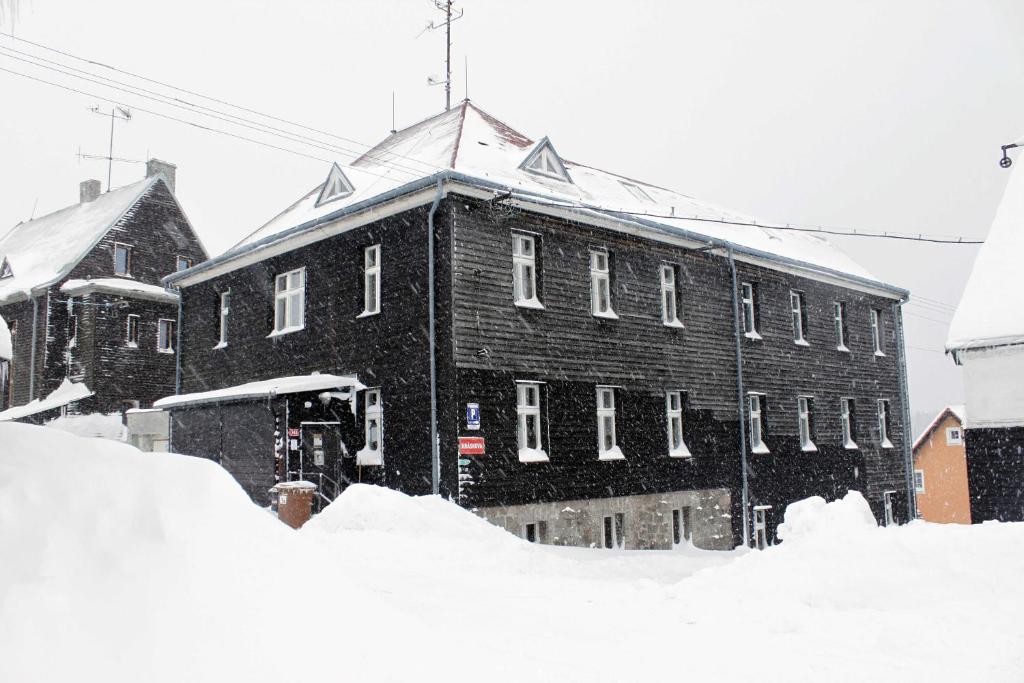 Abertamská Chata om vinteren
