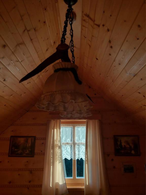 Fotografia z galérie ubytovania Domek u Heli v destinácii Limanowa