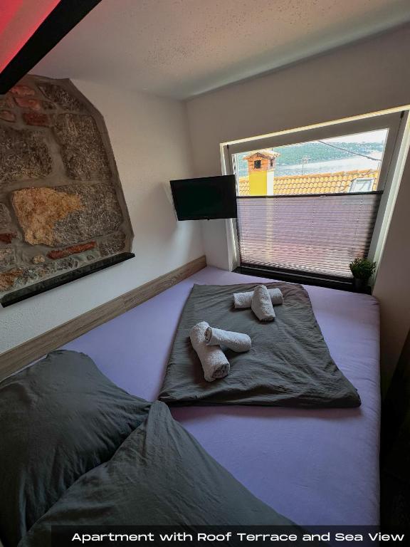Łóżko lub łóżka w pokoju w obiekcie Villa Volos , free private parking