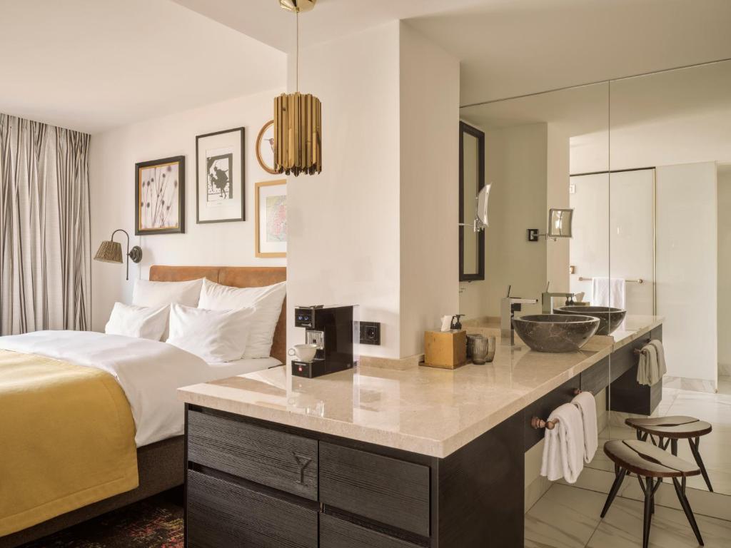 The Nikolai Hamburg - Leonardo Limited Edition - Resim 20