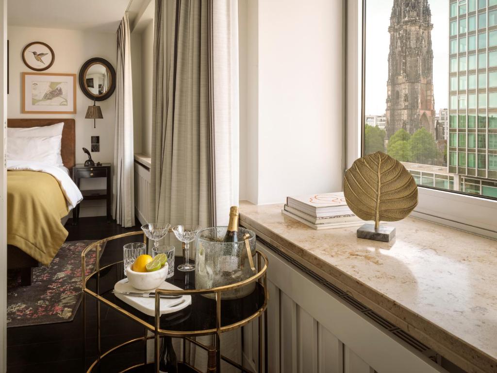 The Nikolai Hamburg - Leonardo Limited Edition - Resim 32