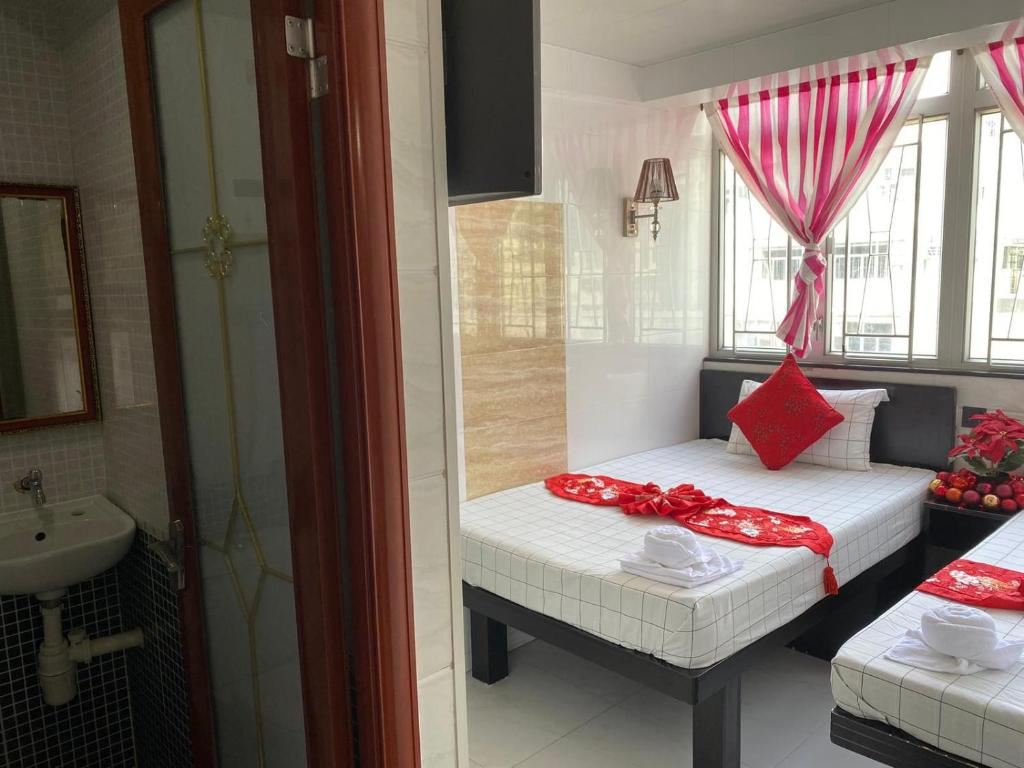 Postel nebo postele na pokoji v ubytování Rhine Guest House