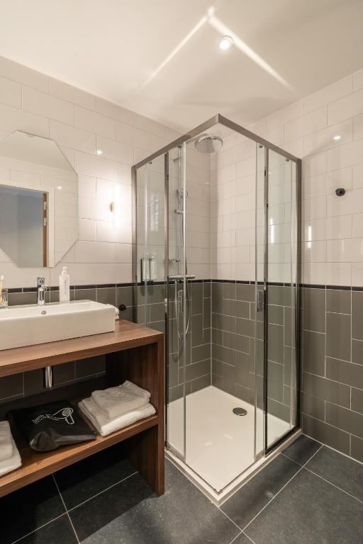 YAYS Antwerp Opera by Numa - Resim 29