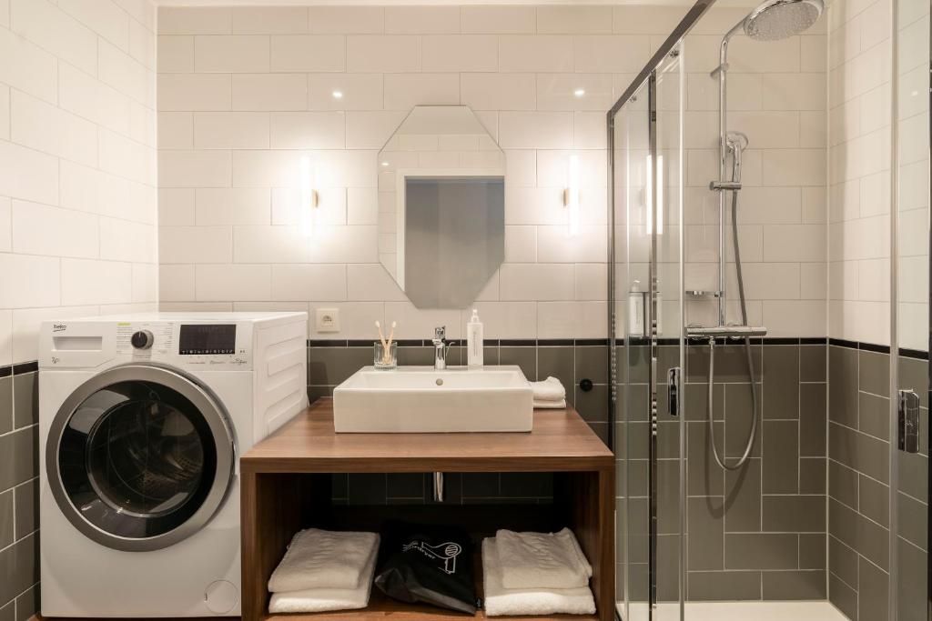 YAYS Antwerp Opera by Numa - Resim 22