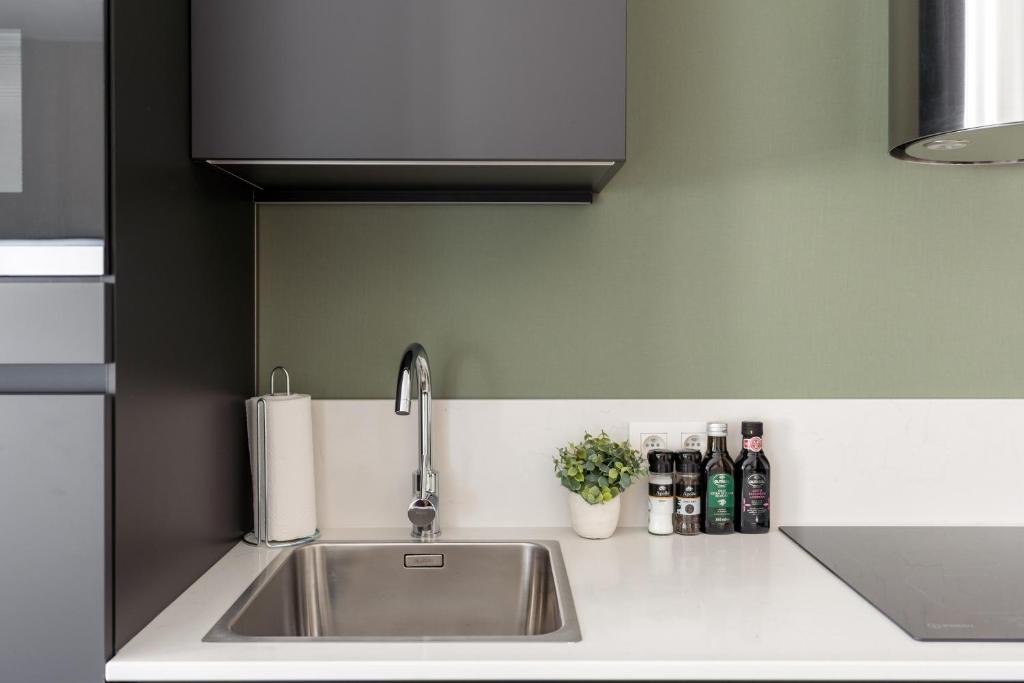 YAYS Antwerp Opera by Numa - Resim 18