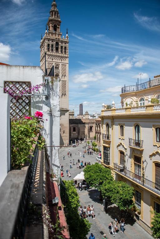 Duplex Luxury Giralda with terrace
