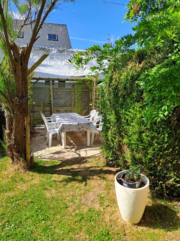 Zahrada ubytování Le Caprice de la mer - maison avec véranda, jardin