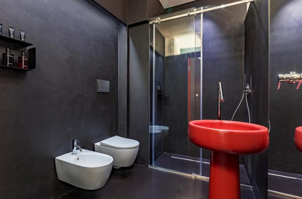 Koupelna v ubytování Fiveplace Design Suites & Apartments