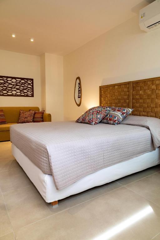 Arancia Elegant Rooms and Suites - 11