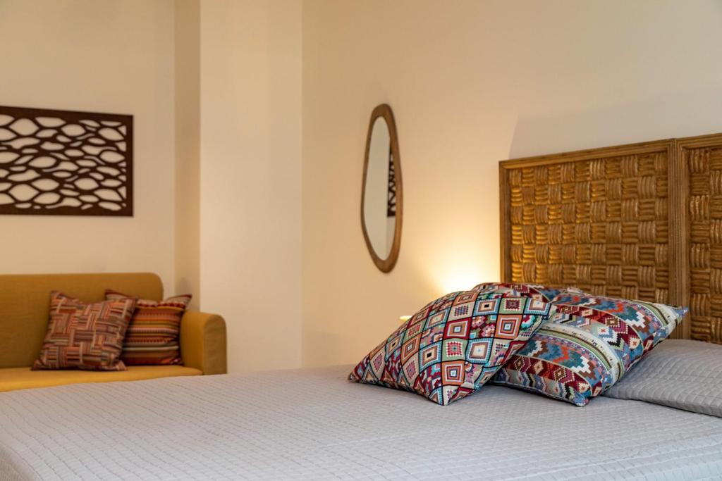 Arancia Elegant Rooms and Suites - 19