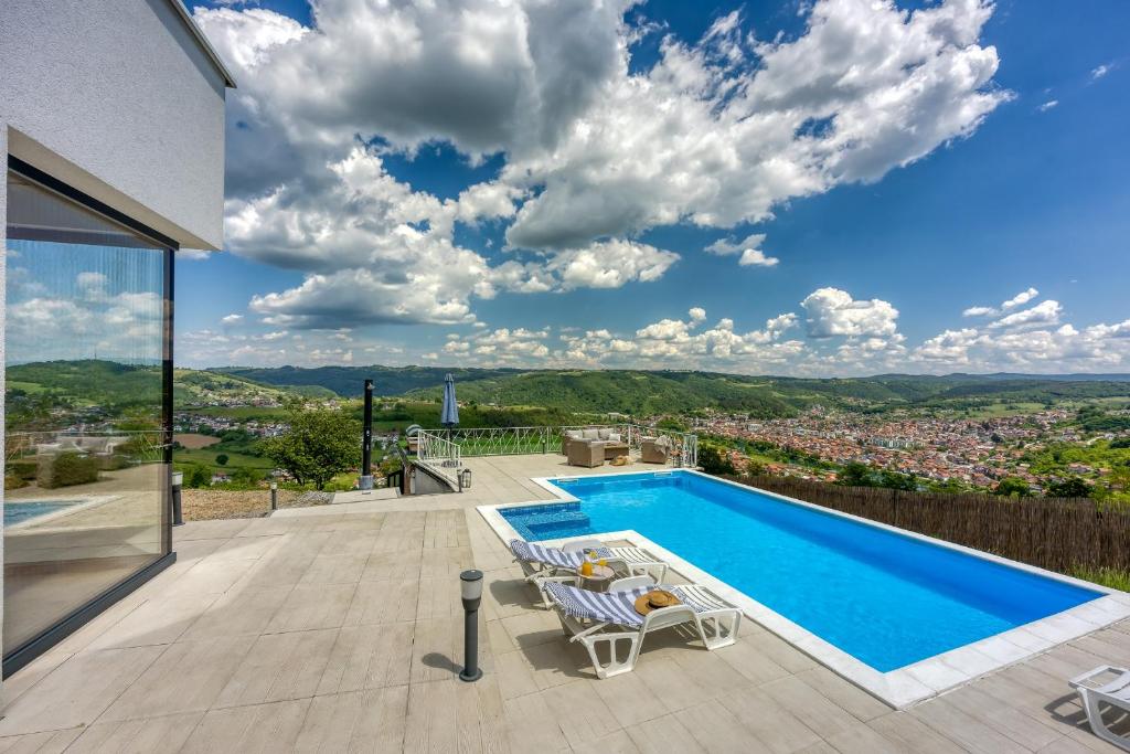 Villa Hill with Private Pool - Villa With Private Pool