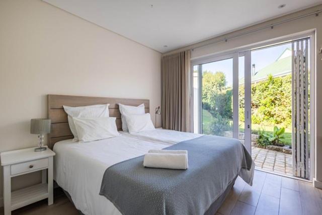 4160 River Club - Image 11
