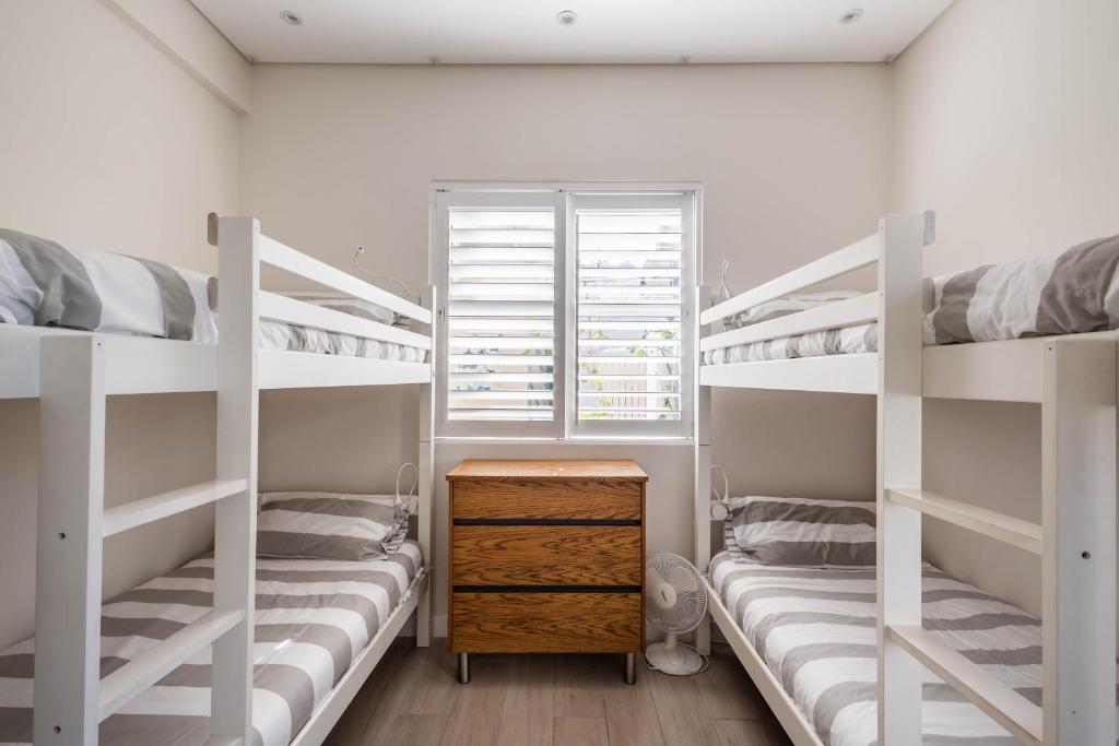 4160 River Club - Image 18